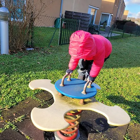 شقة Welcome At Elvira's Haus Im Linzer Sueden Mit Garten Und Kinderspielplatz لينتز
